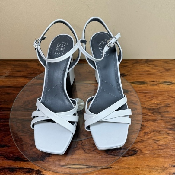 Franco Sarto Damilis Platform Sandal in Stone - Picture 5 of 16